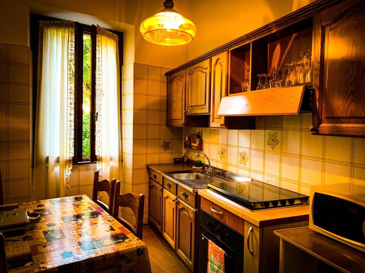 Charming Bellagio Apartment Exterior photo
